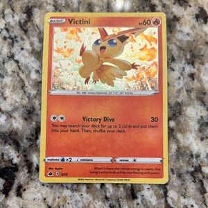 Victini Pokémon Trading Card